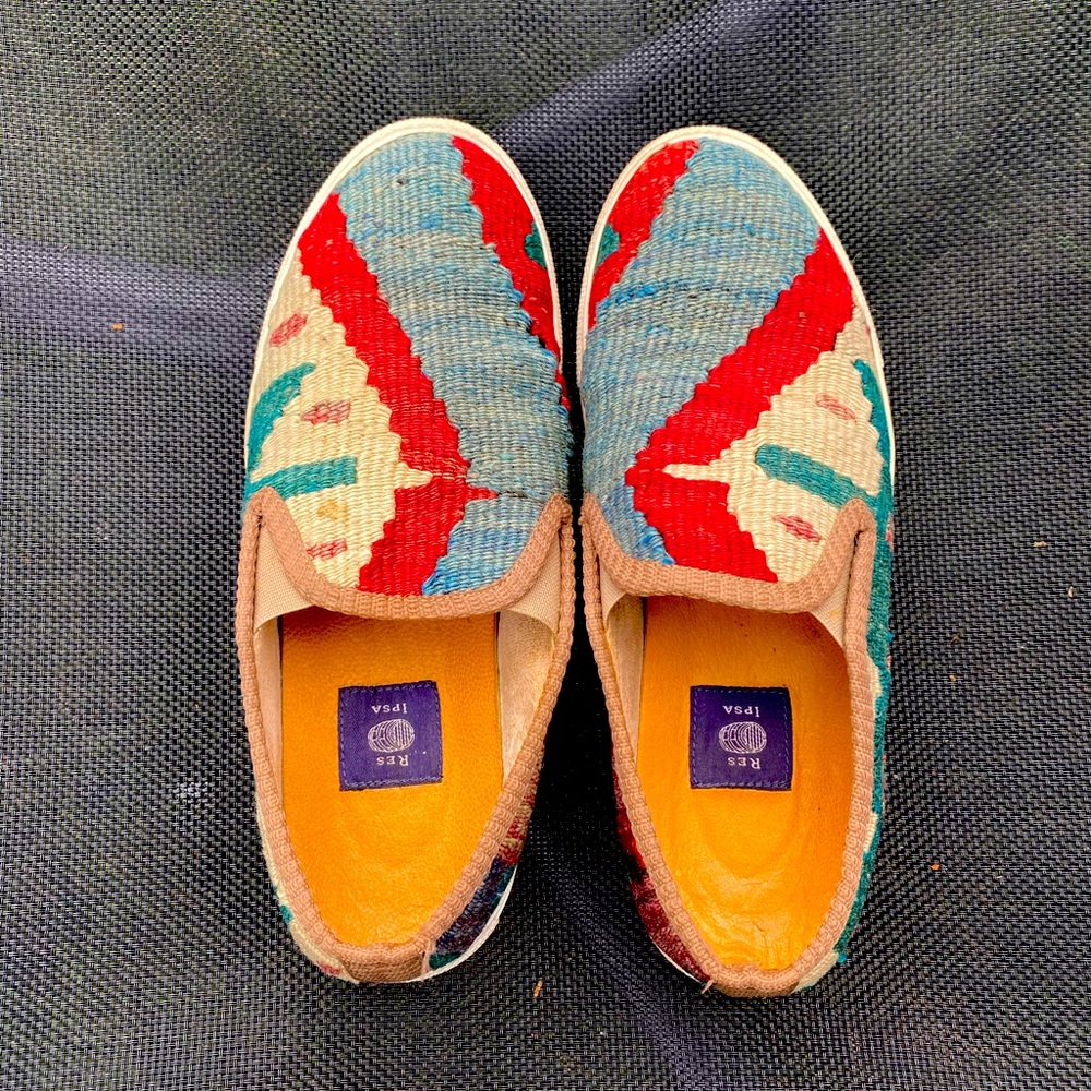 Res Ipsa one of a kind slip on hand made from Moroccan rugs. Size 8/8.5 wmn